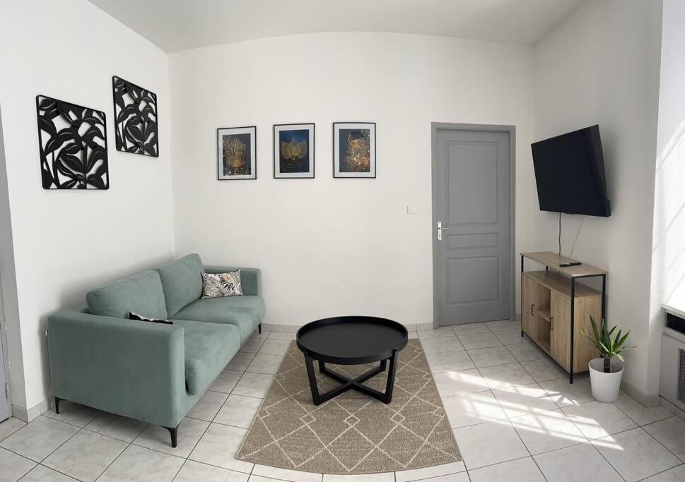 Appartement 1 Chambre Rue Faubourg De Besancon Montbéliard Zewnętrze zdjęcie